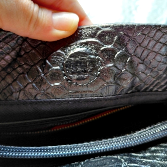 The Sak Black Leather Textured Crossbody Bag - Picture 10 of 12